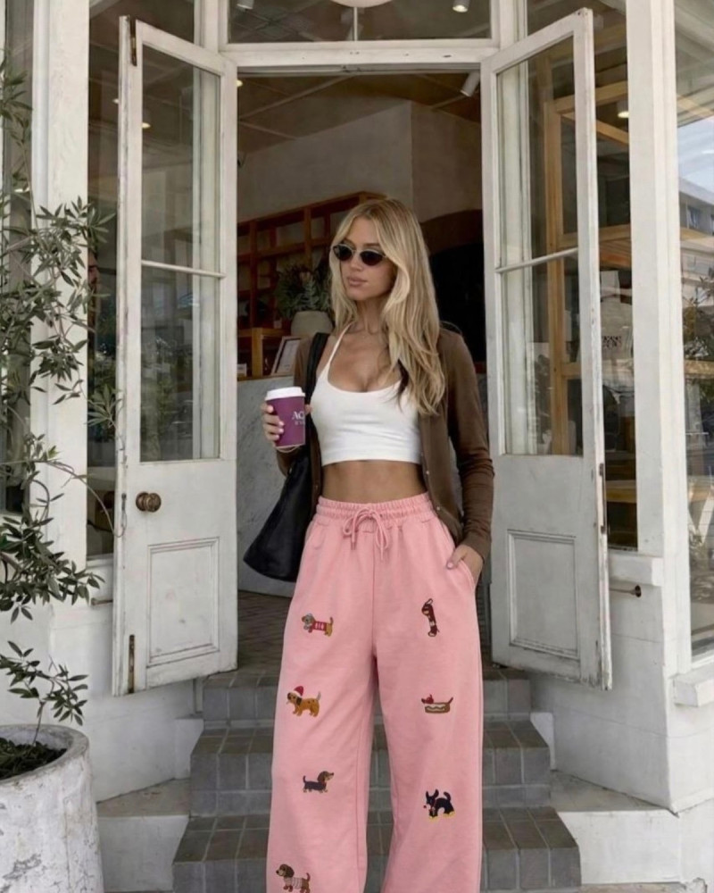 Pembe Köpek Baskılı Eşofman Pantolon